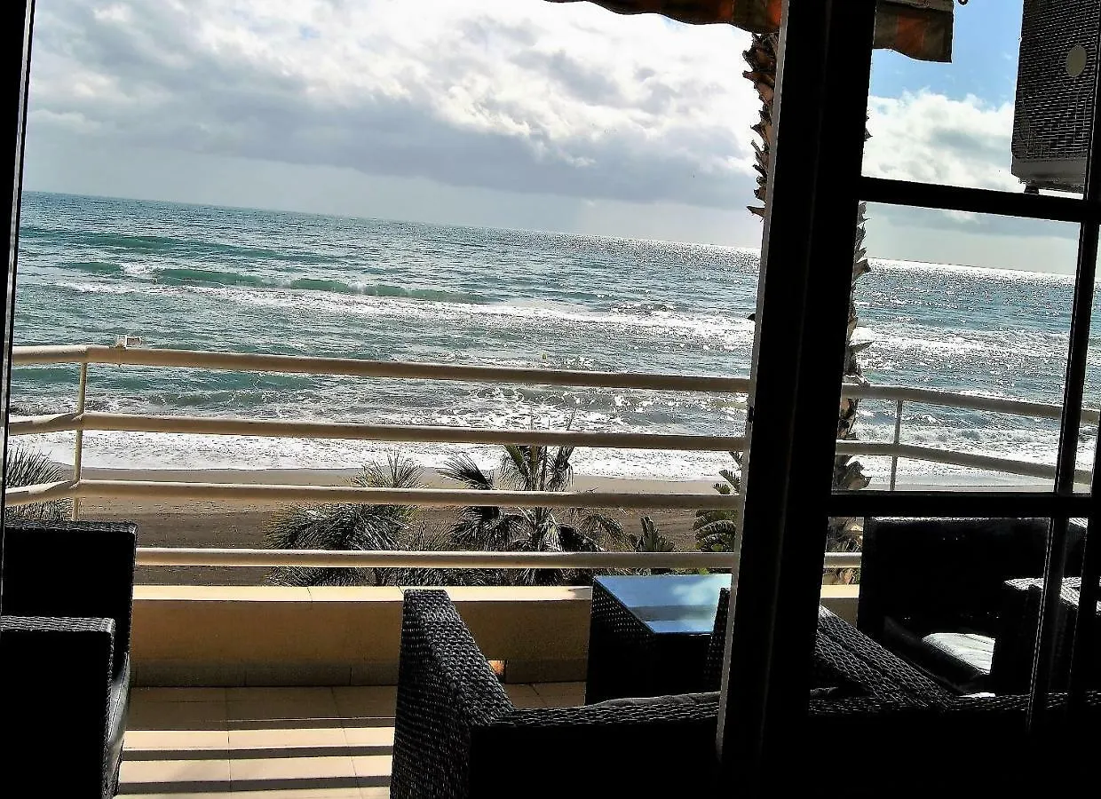 Apartamento Frente Al Mar,Primera Linea Rincón de la Victoria