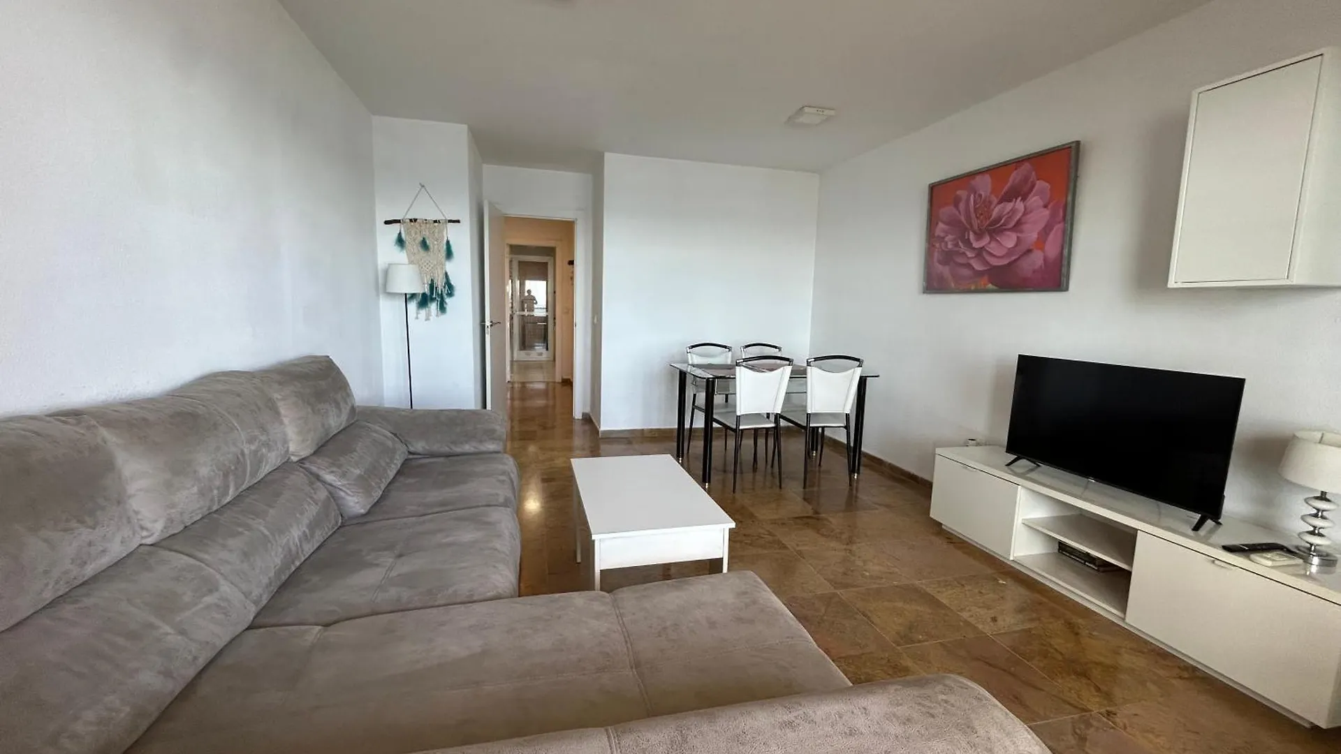 Apartamento Frente Al Mar,Primera Linea Rincón de la Victoria Spanje